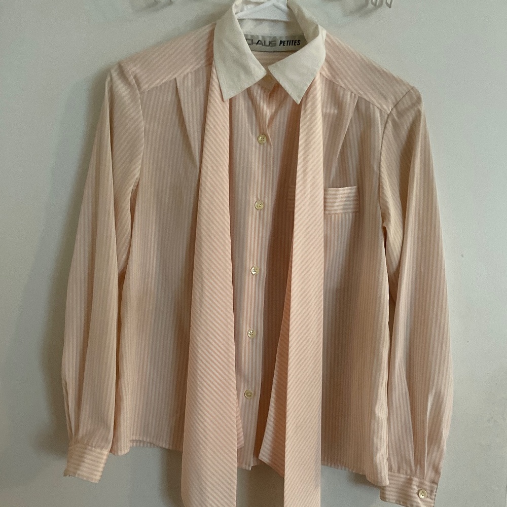 Woman’s blouse